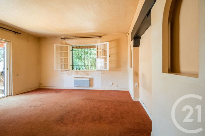 Image No.10-5 Bed House for sale