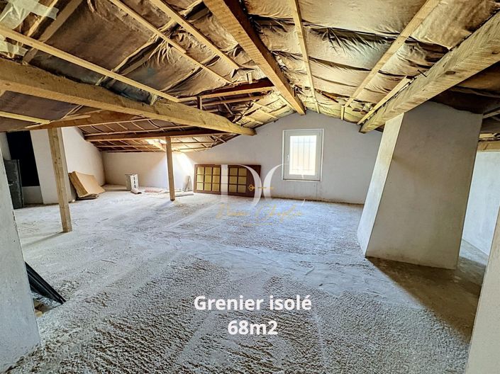 Image No.26-6 Bed House for sale