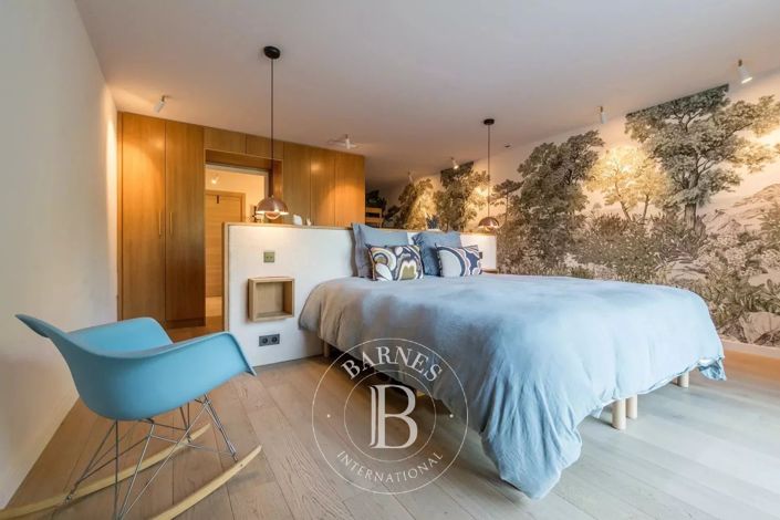 Image No.15-6 Bed House for sale