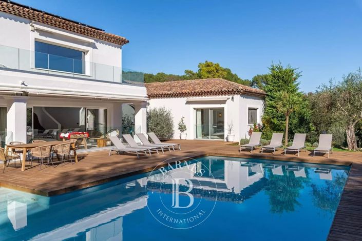 Image No.3-6 Bed House for sale