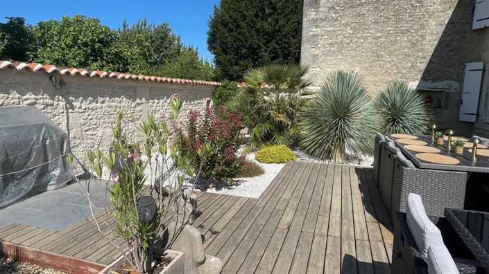 Image No.30-4 Bed House for sale