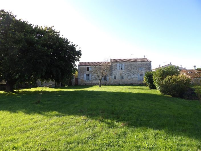 Image No.3-4 Bed House for sale
