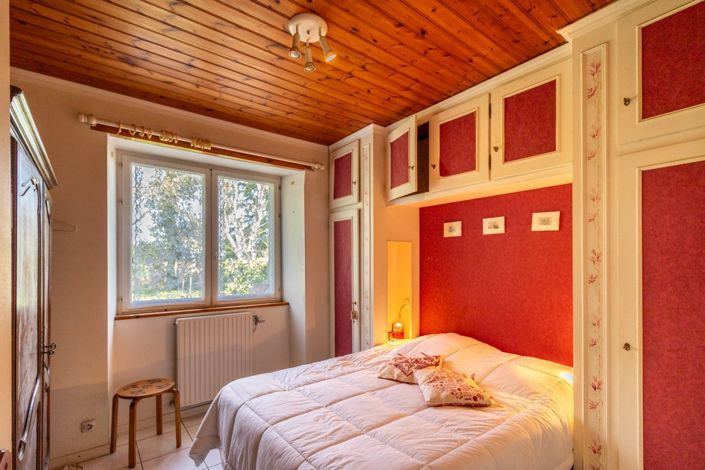 Image No.13-6 Bed House for sale
