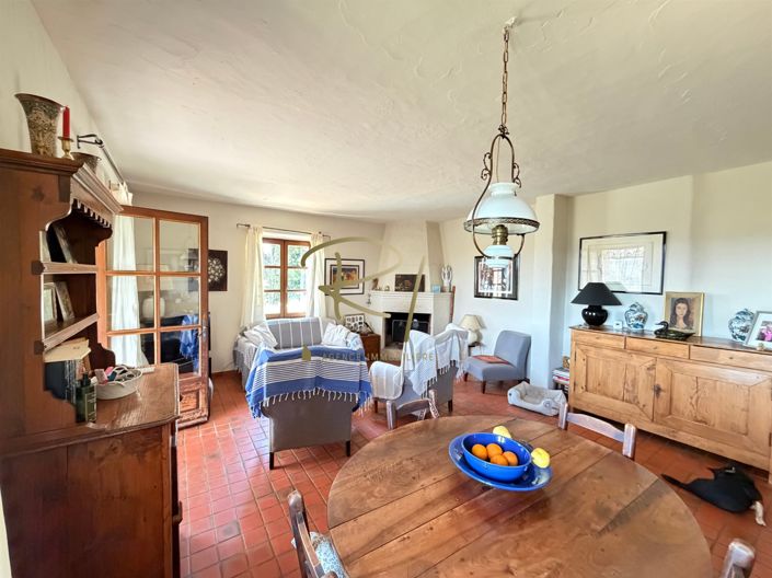 Image No.5-3 Bed House for sale