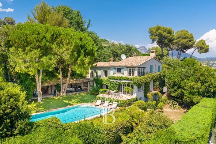 Image No.6-5 Bed House for sale