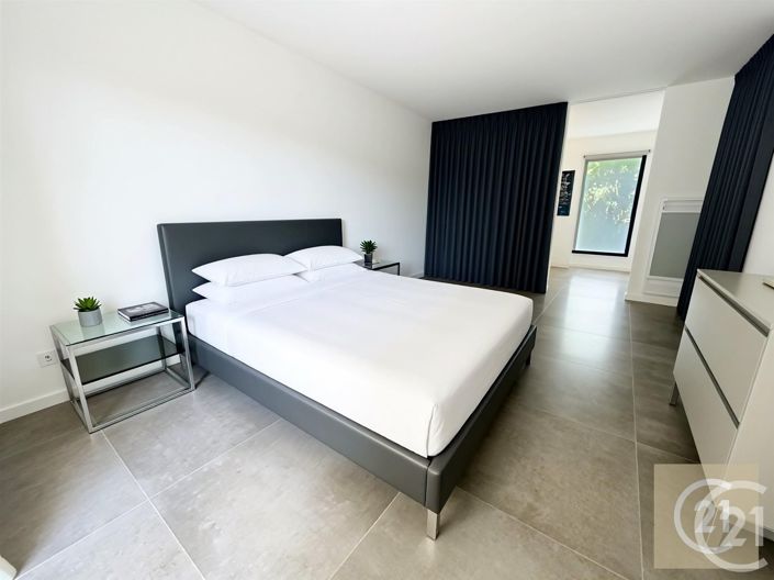 Image No.13-4 Bed House for sale