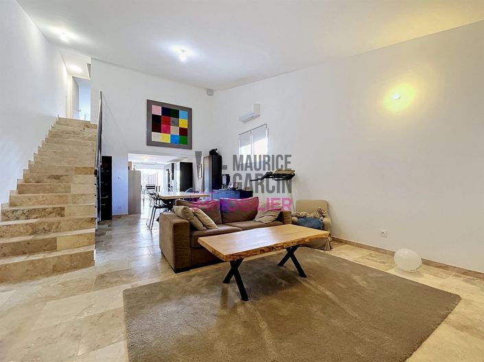 Image No.10-2 Bed House for sale