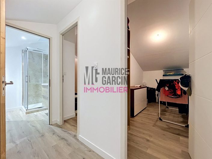 Image No.19-2 Bed House for sale