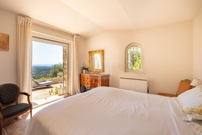 Image No.12-4 Bed House for sale