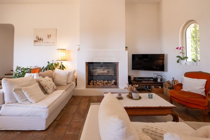 Image No.7-4 Bed House for sale