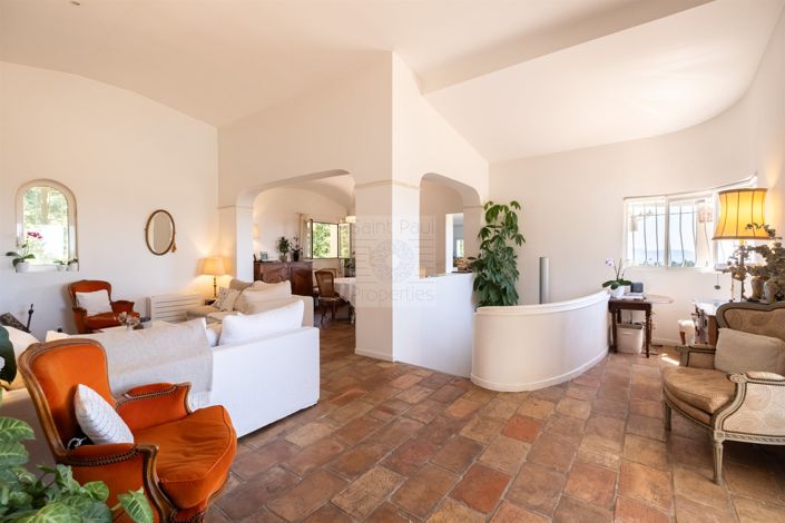 Image No.9-4 Bed House for sale