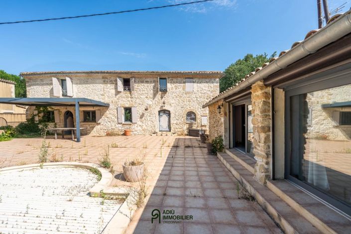 Image No.2-5 Bed House for sale