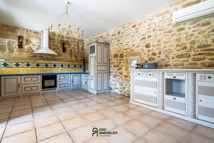 Image No.7-5 Bed House for sale