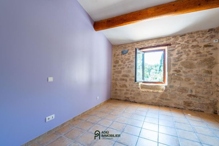 Image No.9-5 Bed House for sale