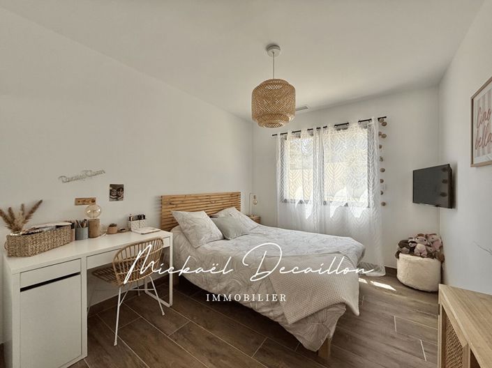 Image No.14-3 Bed House for sale