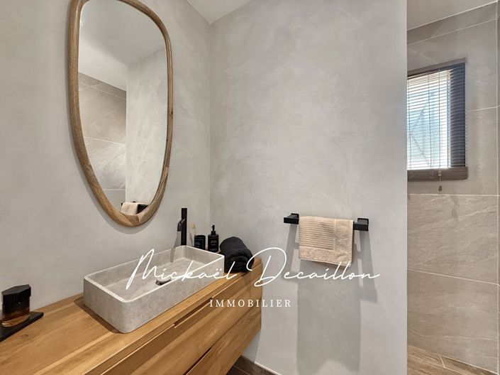 Image No.16-3 Bed House for sale