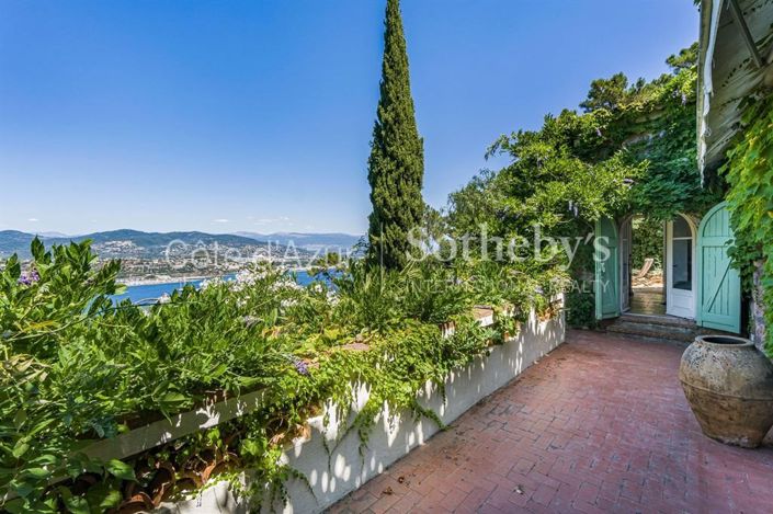 Image No.18-5 Bed House for sale