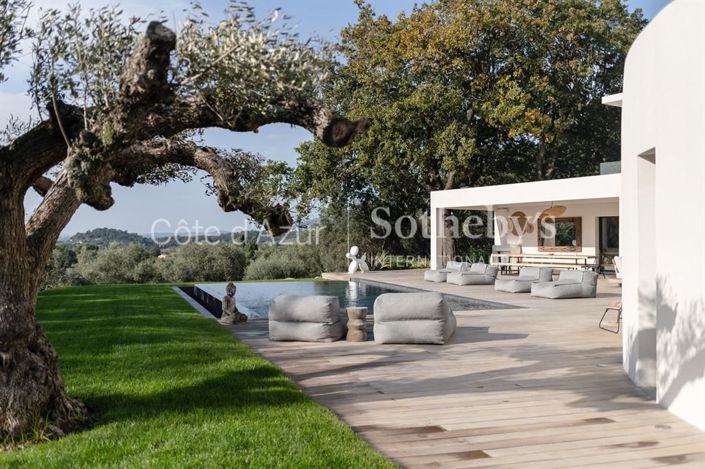 Image No.16-6 Bed House for sale