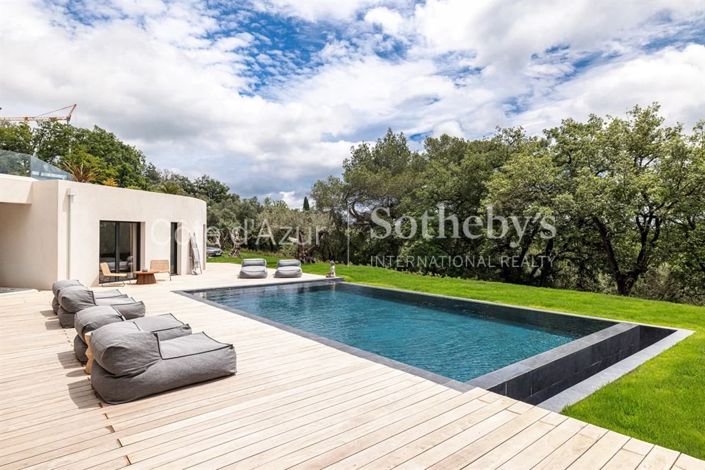 Image No.3-6 Bed House for sale