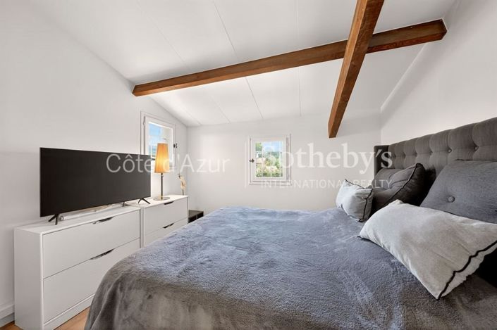Image No.11-4 Bed House for sale