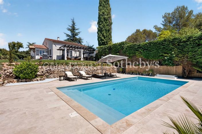 Image No.2-4 Bed House for sale