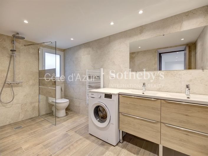 Image No.10-4 Bed House for sale