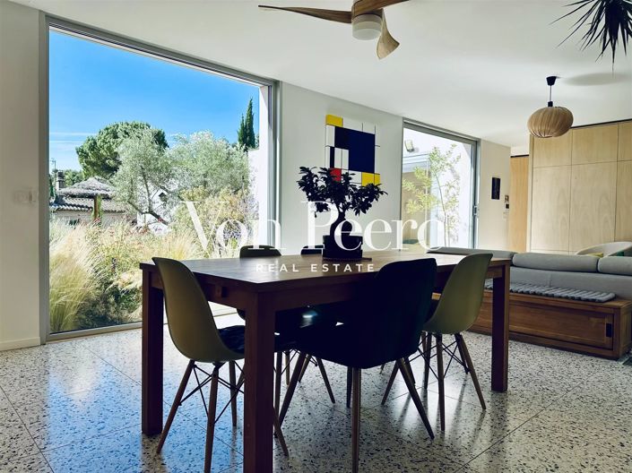 Image No.5-5 Bed House for sale
