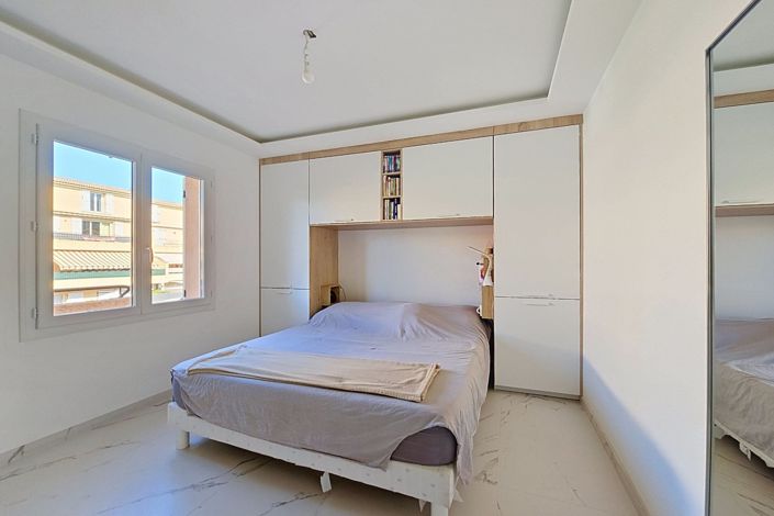 Image No.13-4 Bed Apartment for sale