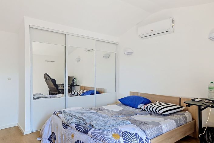 Image No.19-4 Bed Apartment for sale