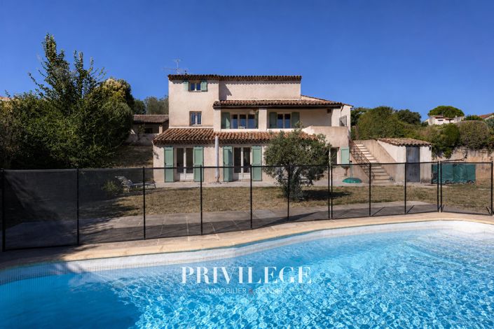 Image No.2-6 Bed House for sale