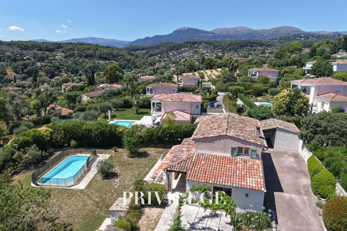 Image No.31-6 Bed House for sale