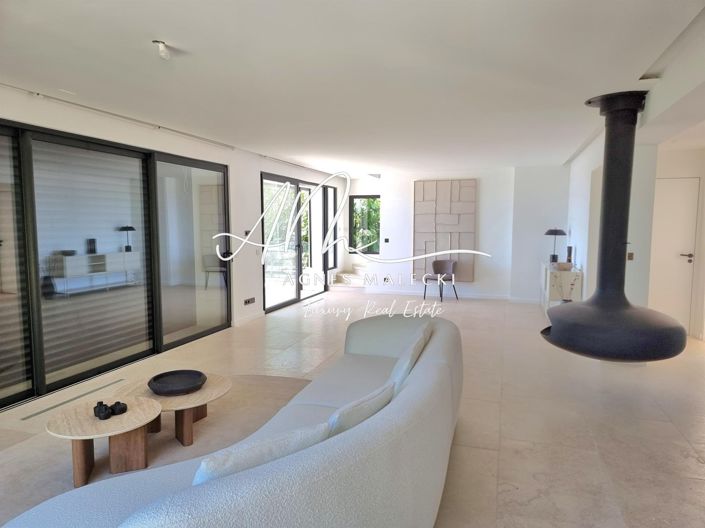 Image No.6-4 Bed House for sale