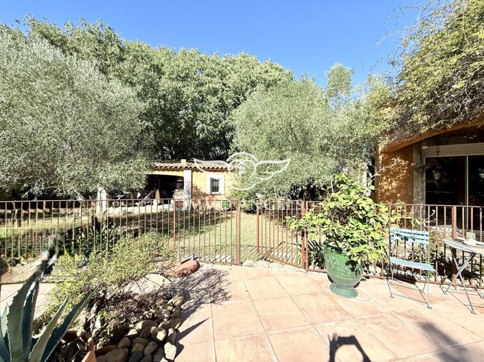Image No.10-5 Bed House for sale