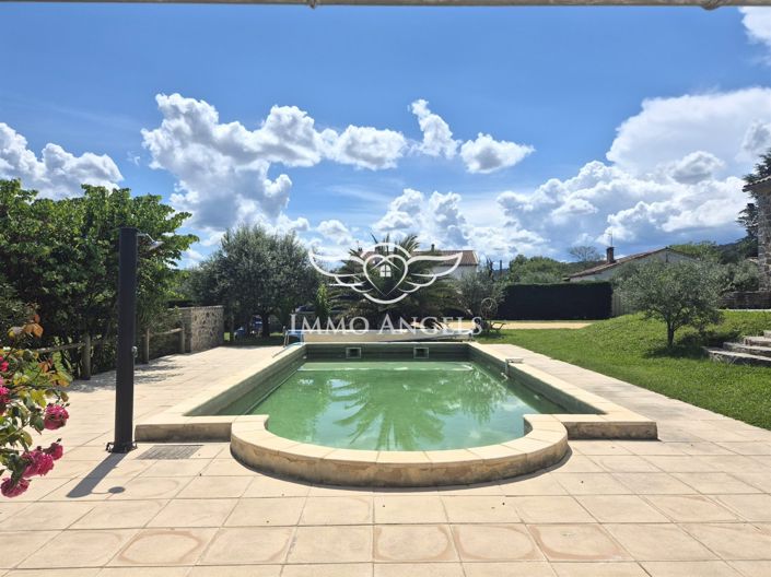 Image No.4-5 Bed House for sale