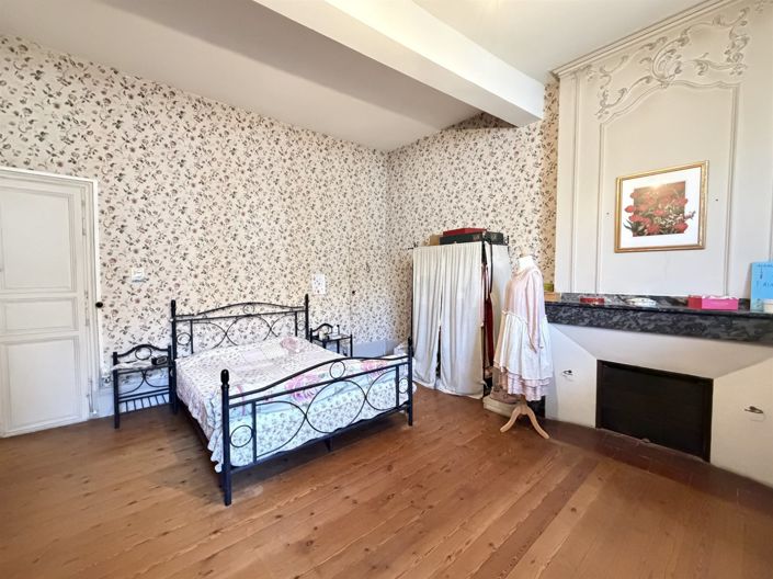 Image No.13-5 Bed House for sale