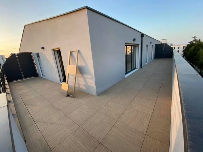 Image No.17-3 Bed Apartment for sale