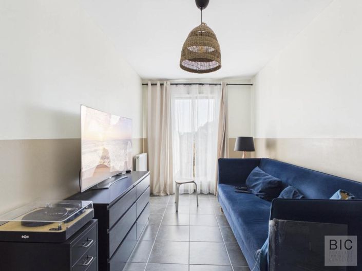 Image No.8-3 Bed Apartment for sale