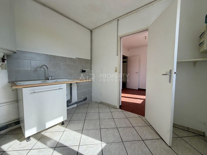 Image No.10-2 Bed House for sale
