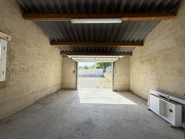Image No.16-2 Bed House for sale