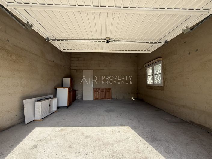 Image No.17-2 Bed House for sale