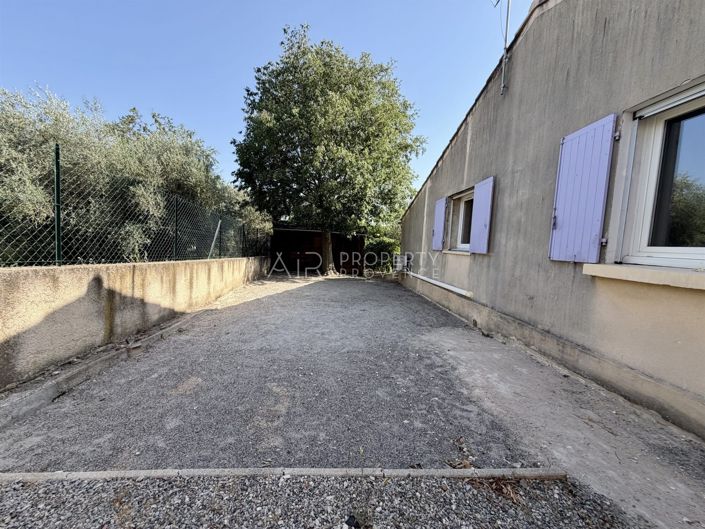 Image No.22-2 Bed House for sale