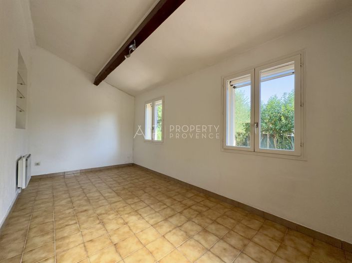 Image No.5-2 Bed House for sale