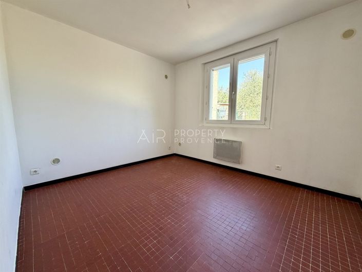 Image No.7-2 Bed House for sale