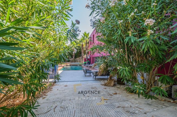 Image No.10-6 Bed House for sale