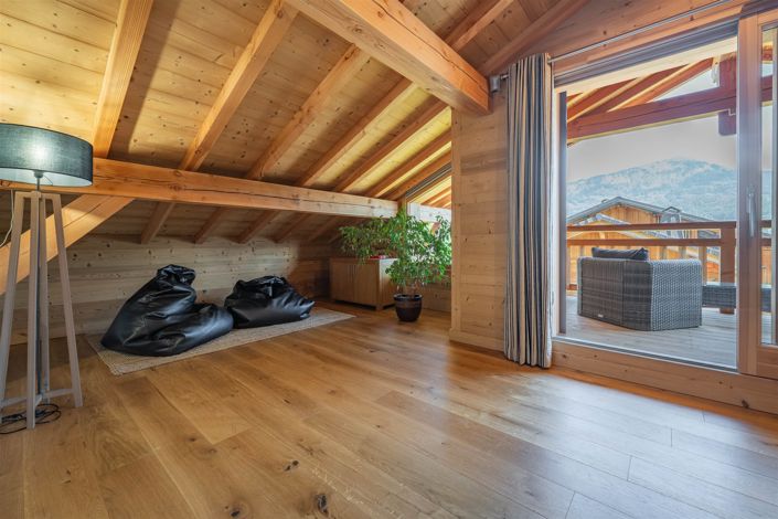 Image No.14-5 Bed House for sale