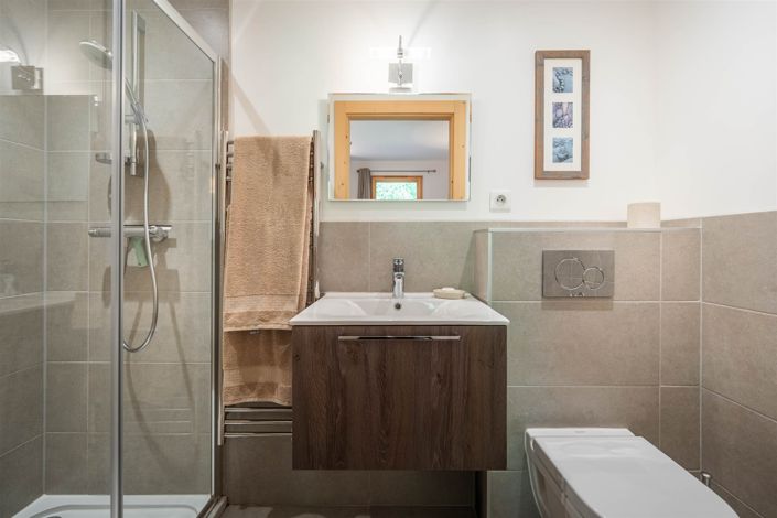 Image No.14-4 Bed House for sale