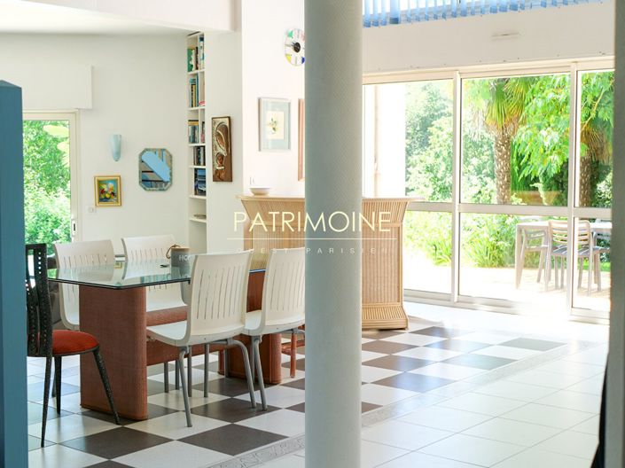 Image No.5-4 Bed House for sale
