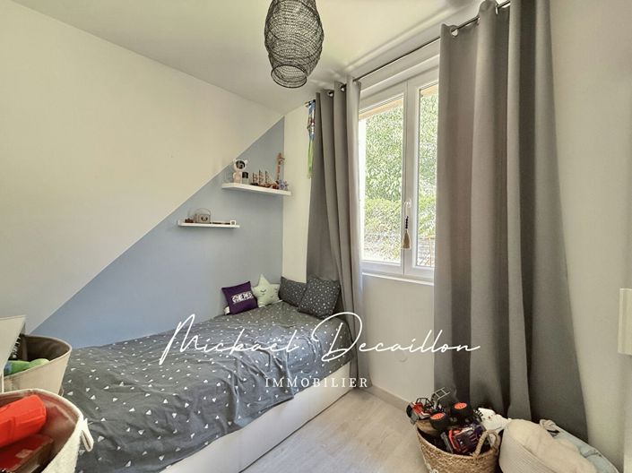 Image No.8-3 Bed House for sale
