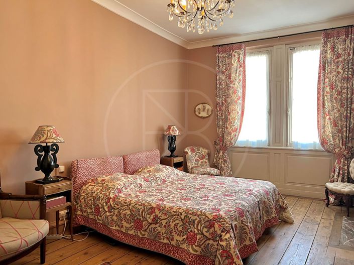 Image No.11-6 Bed House for sale