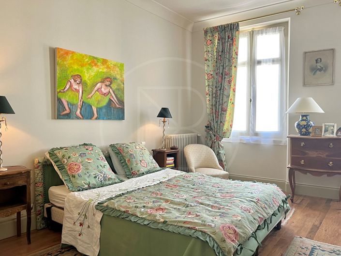 Image No.13-6 Bed House for sale